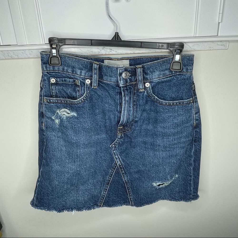 Everlane Denim Skirt - Picture 3 of 10